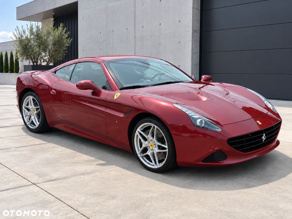 Ferrari California T - 2