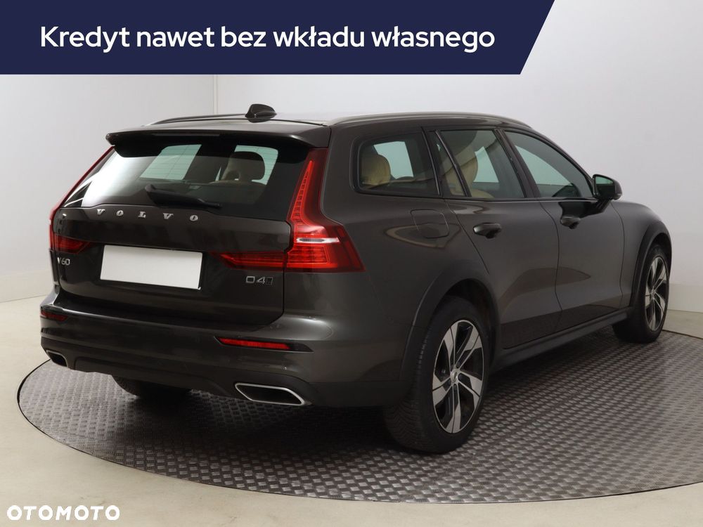 Volvo V60 Cross Country - 7