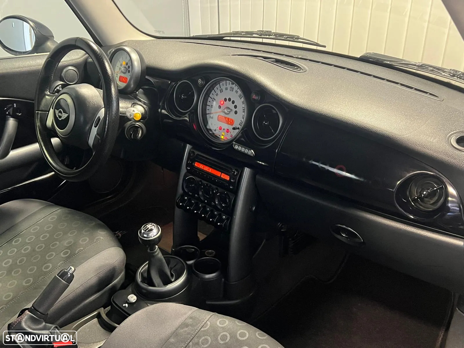 MINI 3 Portas One 1.6 - 7