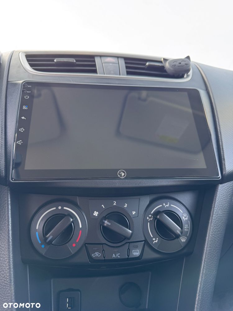 Suzuki Swift 1.3 DDiS Comfort - 14