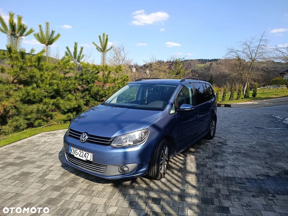 Volkswagen Touran 1.6 TDI DPF BlueMot Comfortline - 2