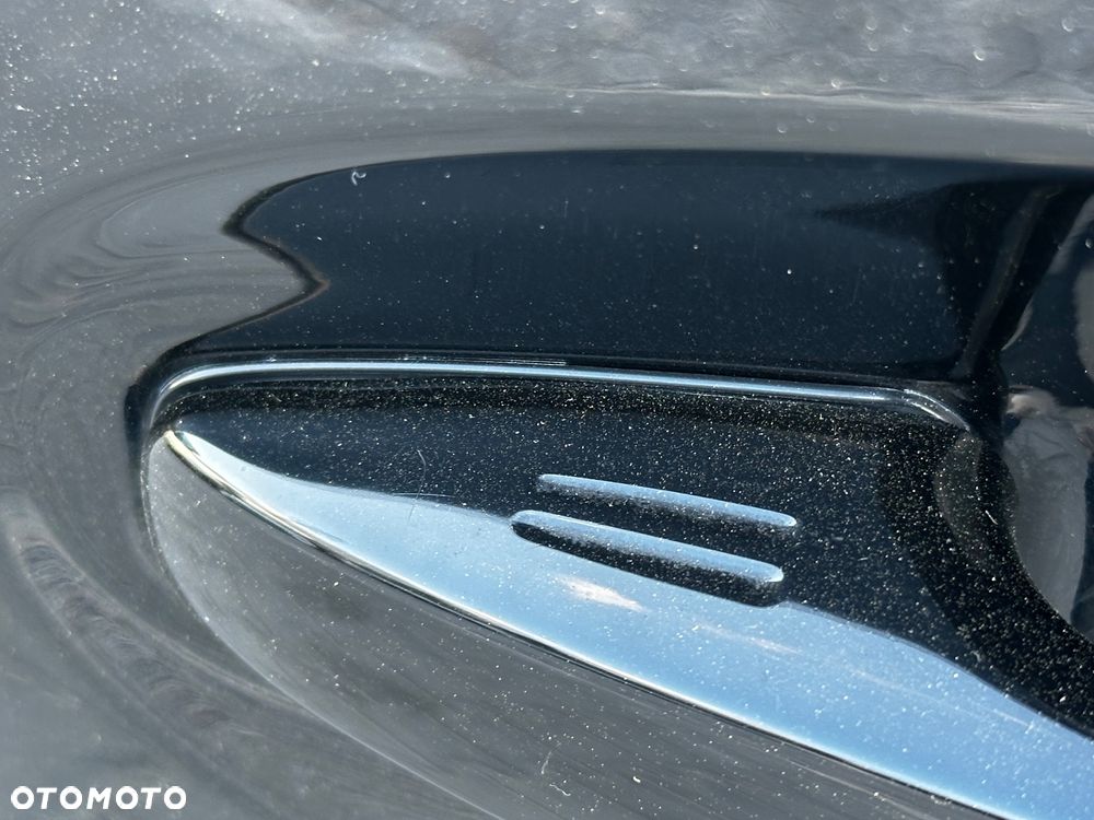 Toyota Prius+ (Hybrid) - 9