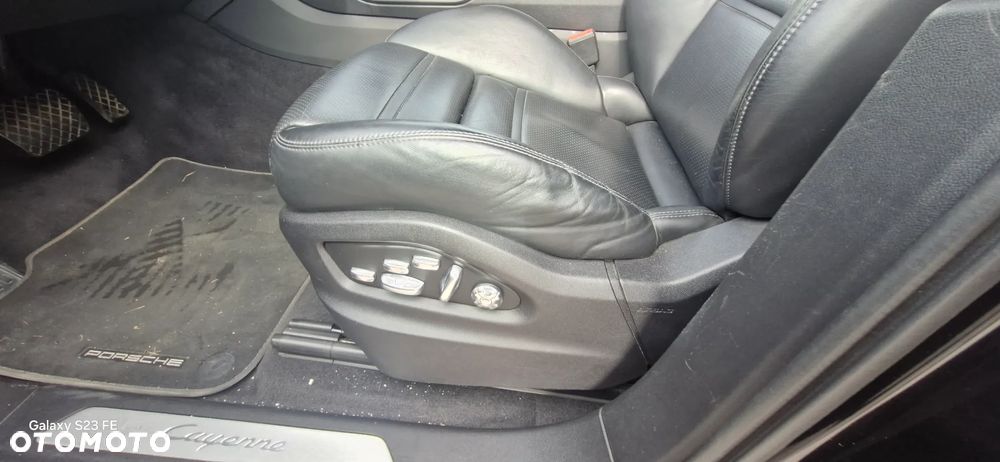 Porsche Cayenne E-Hybrid - 33