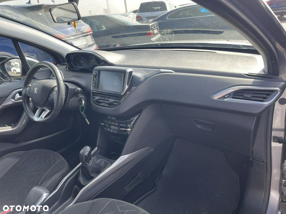 Peugeot 2008 1.6 BlueHDi Active - 12