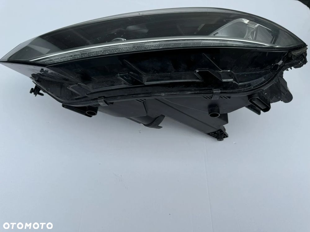 VW Touran III lampa przód przednia lewa - 4