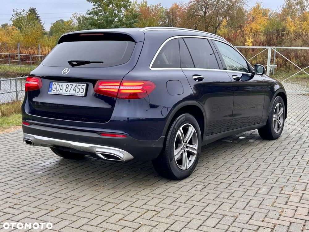 Mercedes-Benz Glc 2018 photo 4