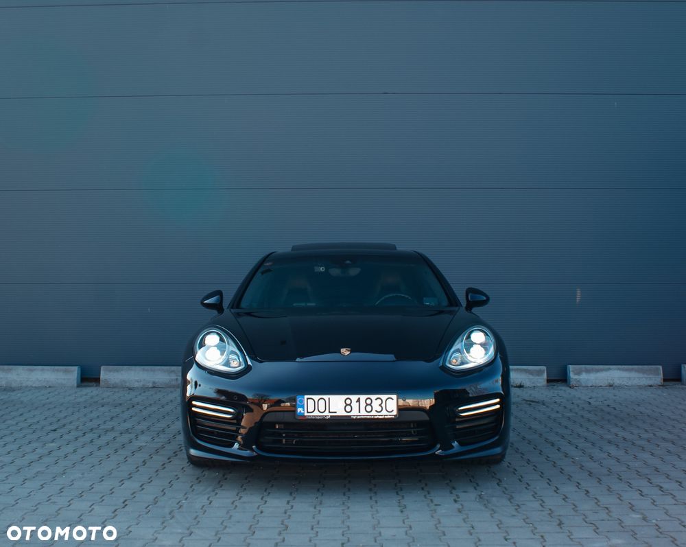 Porsche Panamera GTS - 3