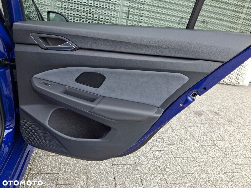 Volkswagen Golf Variant 2.0 TSI 4Motion R - 19