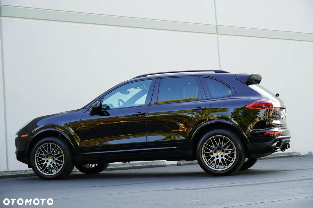 Porsche Cayenne Standard - 10