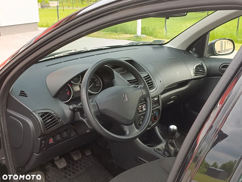 Peugeot 206 plus - 18