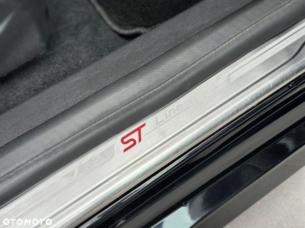 Ford Focus 1.5 EcoBoost STart-Stopp-System ST-LINE - 23