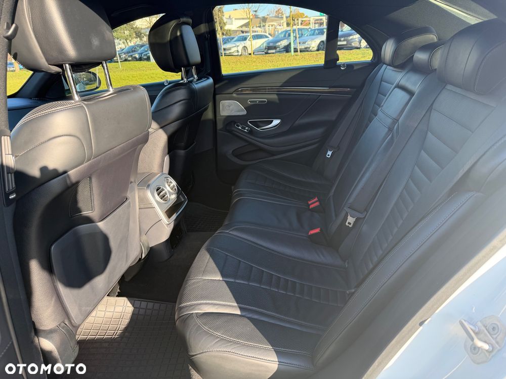 Mercedes-Benz Klasa S 500 4-Matic L 7G-TRONIC - 22
