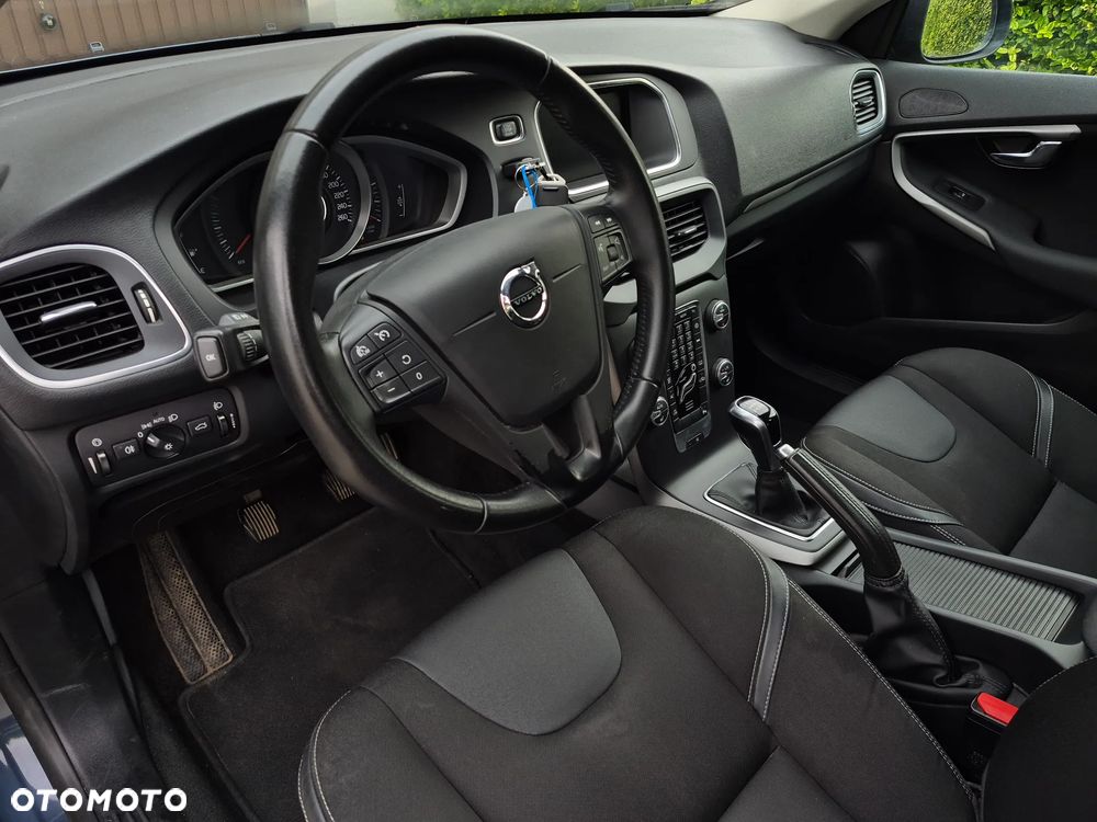 Volvo V40 - 12