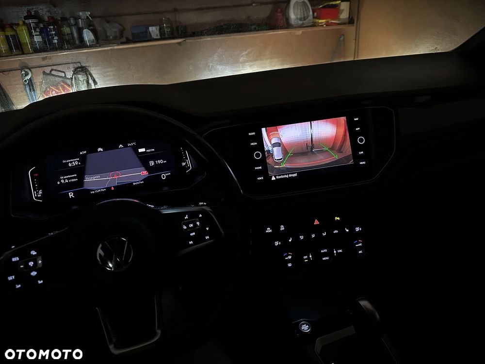 Volkswagen T-Roc 1.5 TSI GPF ACT Premium DSG - 18