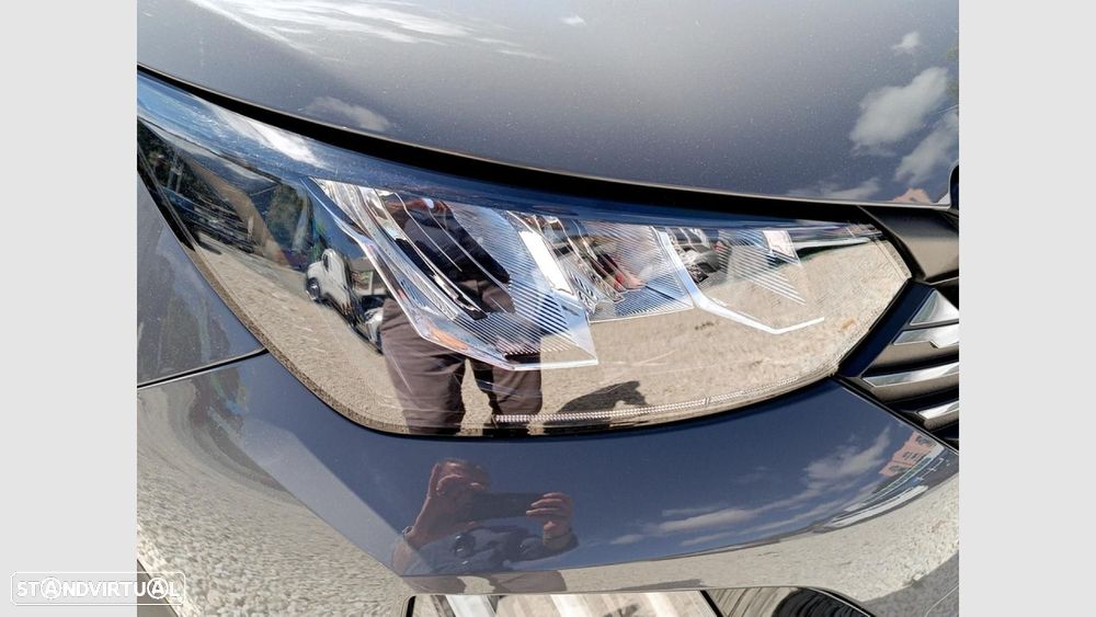 Peugeot 2008 1.2 Hybrid Allure e-DCS6 - 8