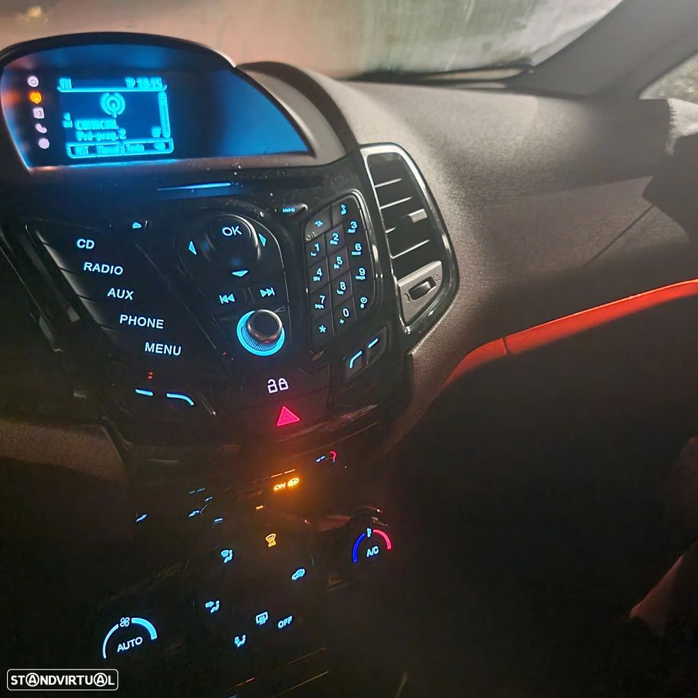 Ford Fiesta 1.0 Ti-VCT Titanium - 8