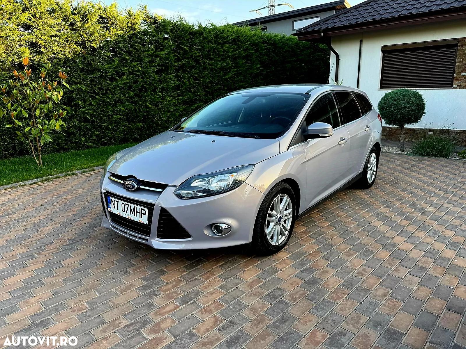 Ford Focus 2.0 TDCi DPF Titanium - 1
