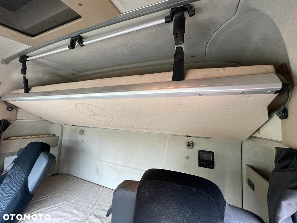 Mercedes-Benz ACTROS - 6