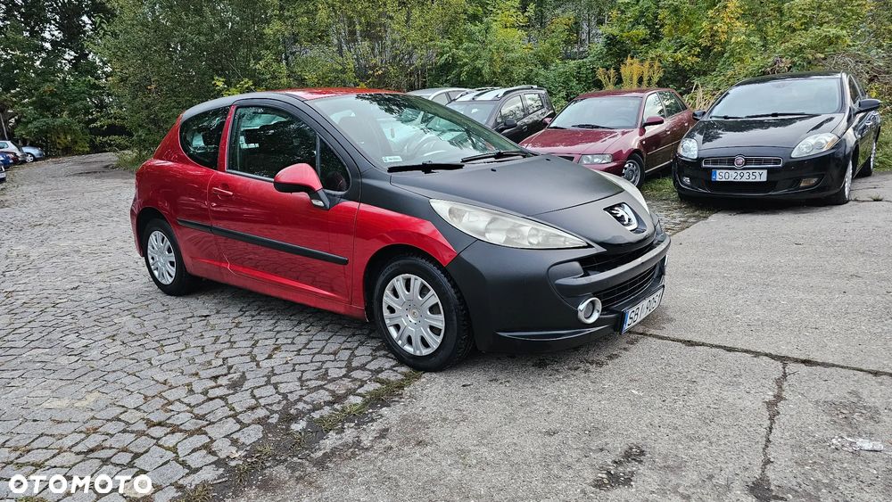 Peugeot 207 1.6 HDi 16V Trendy - 4