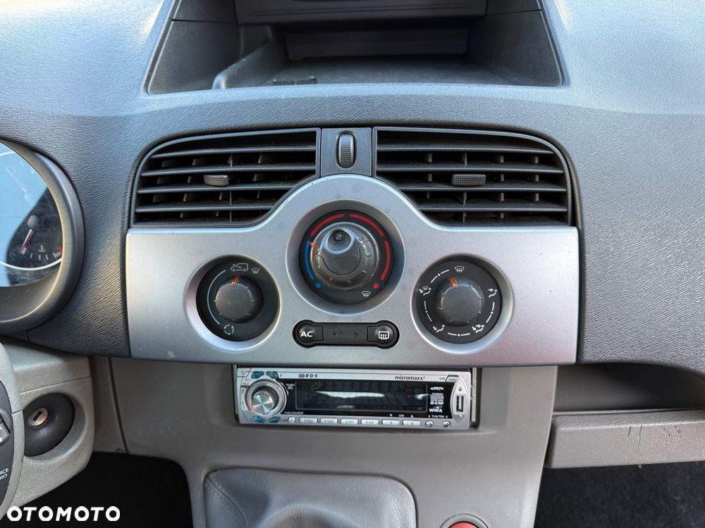 Renault Kangoo 1.6 16V Oasis - 25