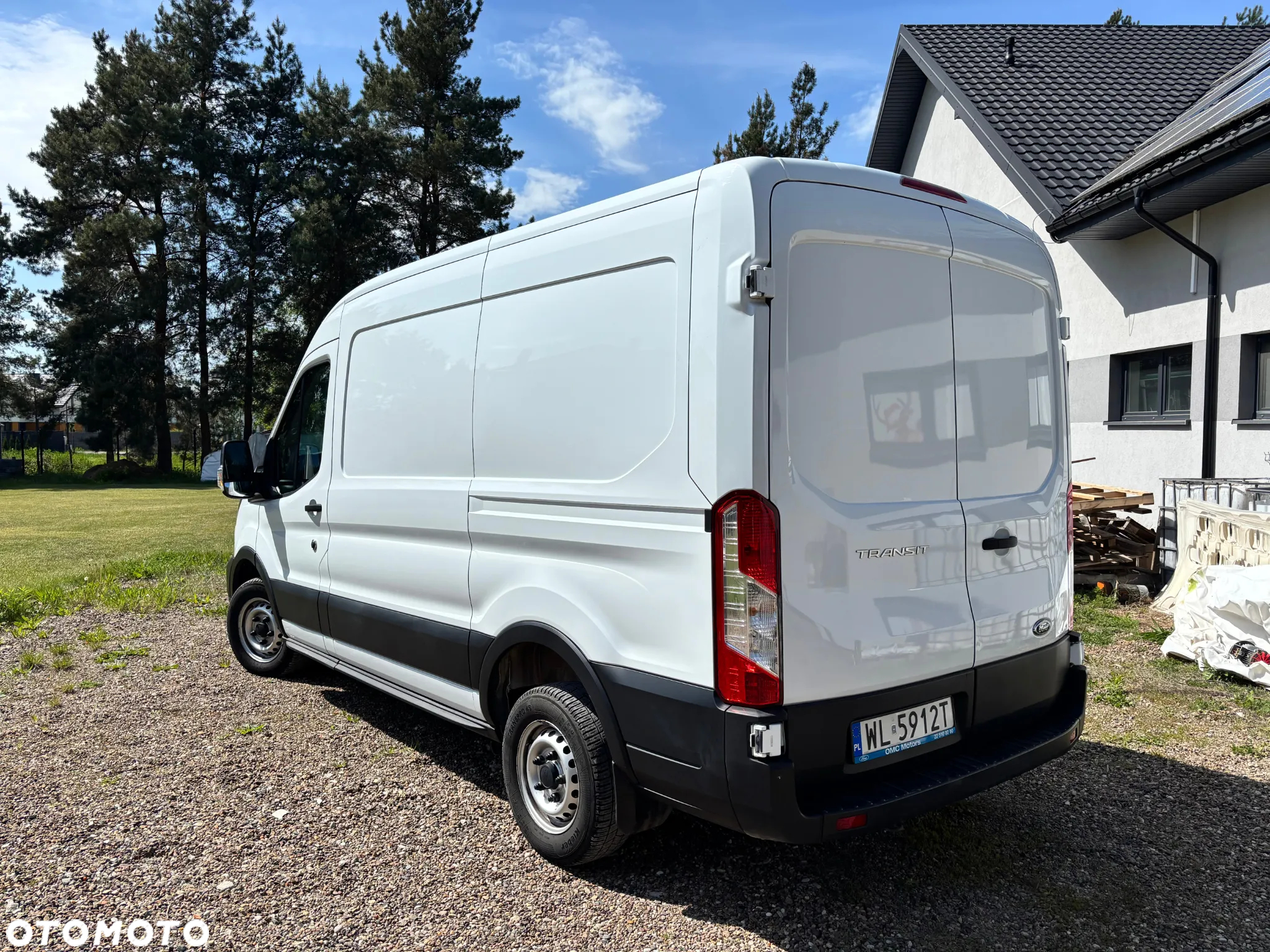 Ford Transit - 11