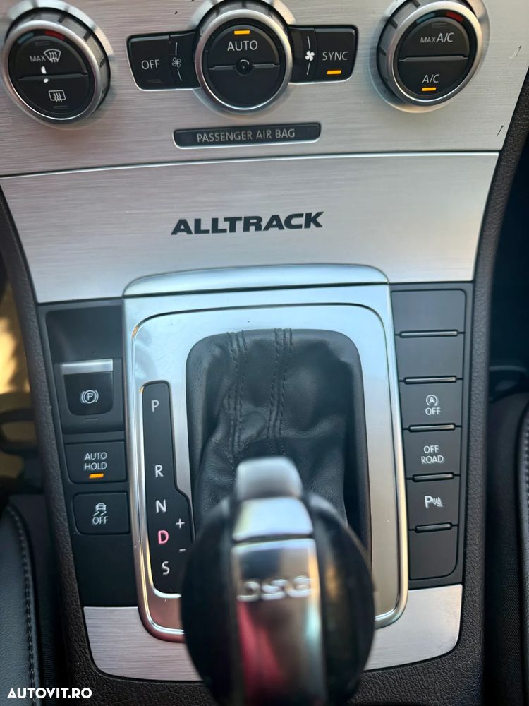Volkswagen Passat 2.0 TDI Blue TDI DSG Comfortline - 12