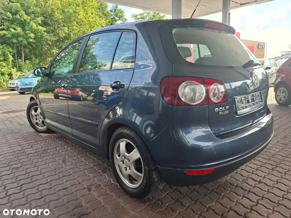 Volkswagen Golf Plus 1.6 FSI Trendline - 6