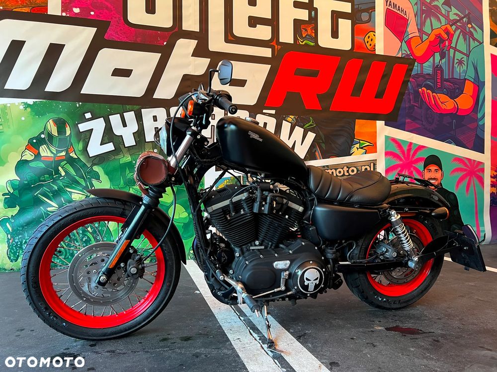 Harley-Davidson Sportster Iron 883 - 20