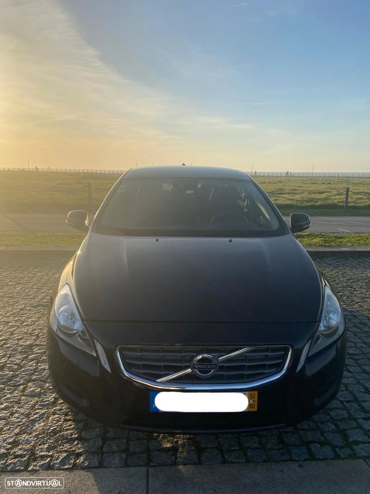 Volvo S60 - 4