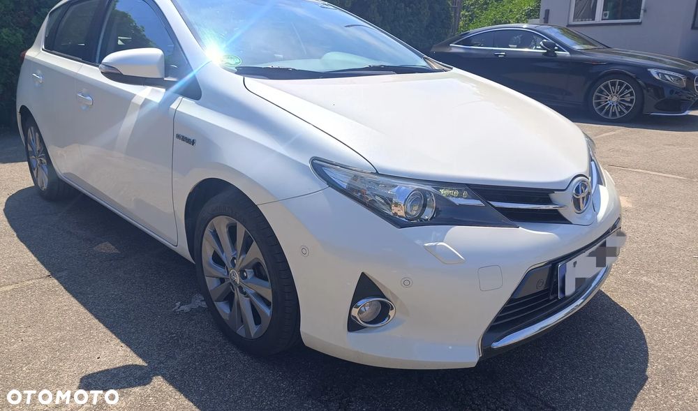 Toyota Auris 1.8 HSD Luna - 10