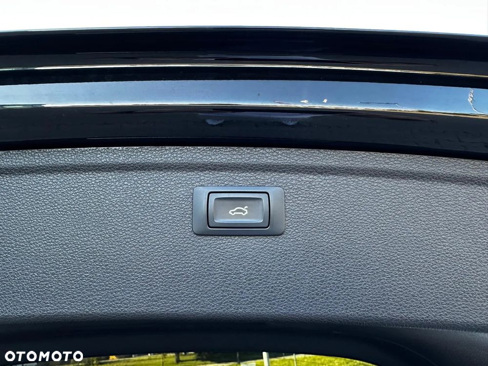 Audi Q5 2.0 TDI Quattro Design S tronic - 16