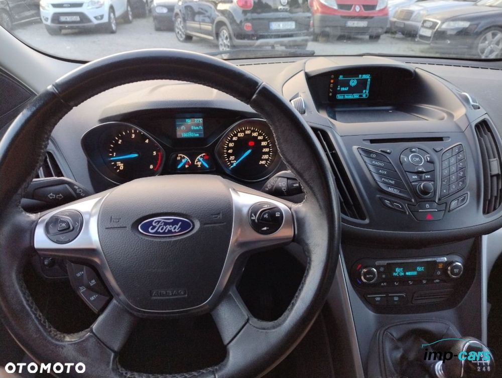 Ford Kuga - 16