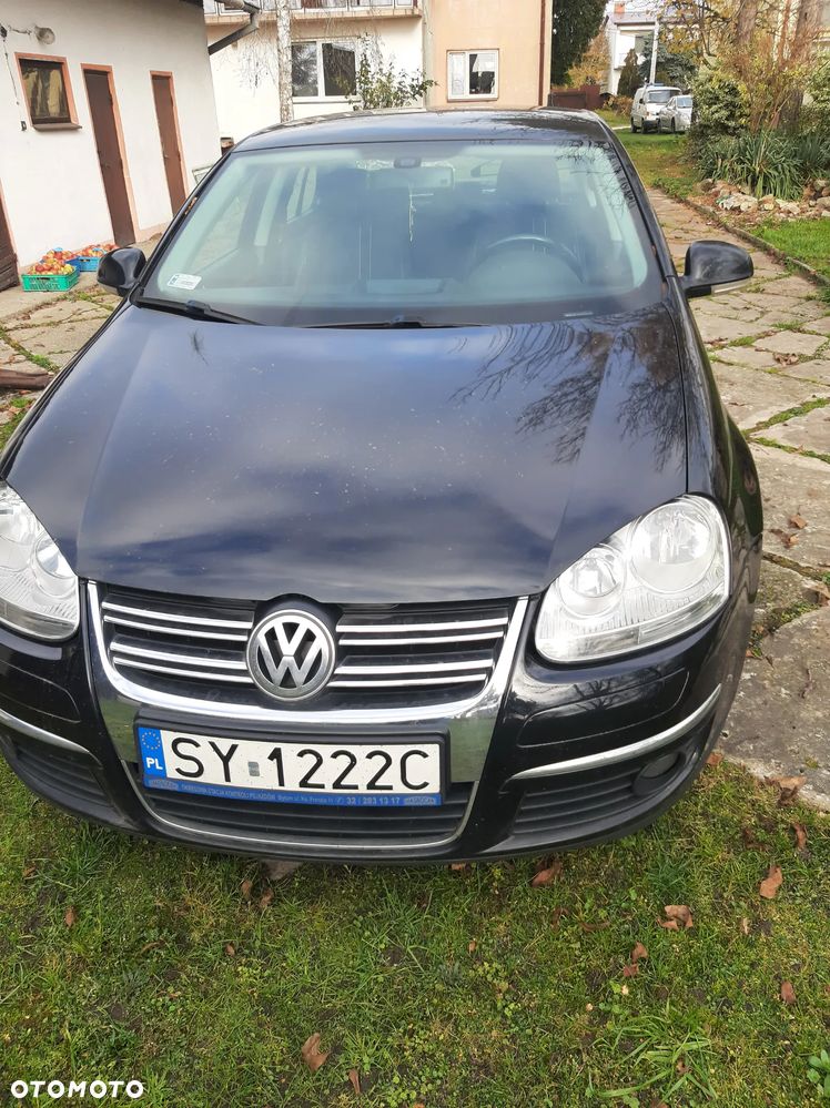 Volkswagen Jetta 1.6 TDI DPF Trendline - 5