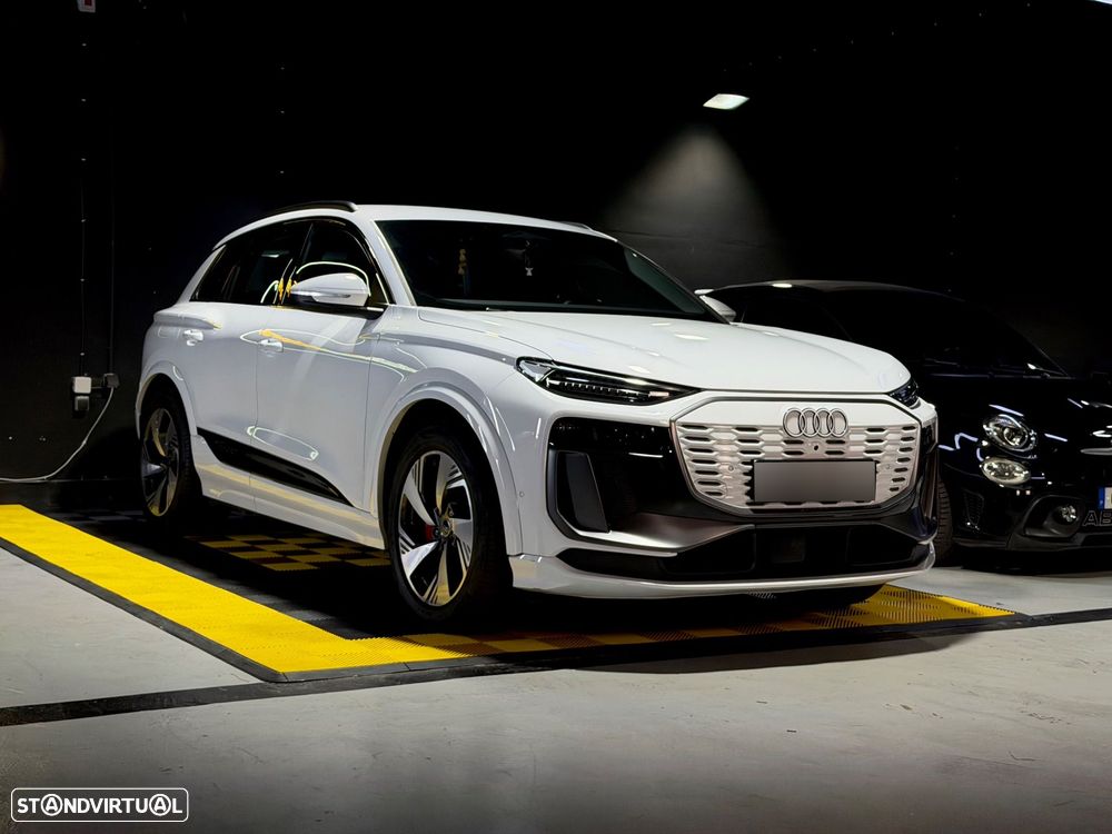 Audi SQ6 e-tron quattro - 1