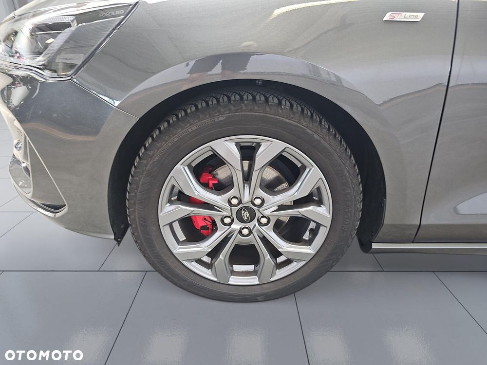 Ford Focus SW 1.0 EcoBoost mHEV ST-Line X - 35