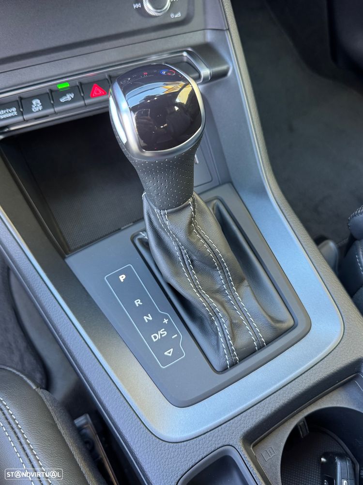 Audi Q3 45 TFSIe S tronic S line - 29