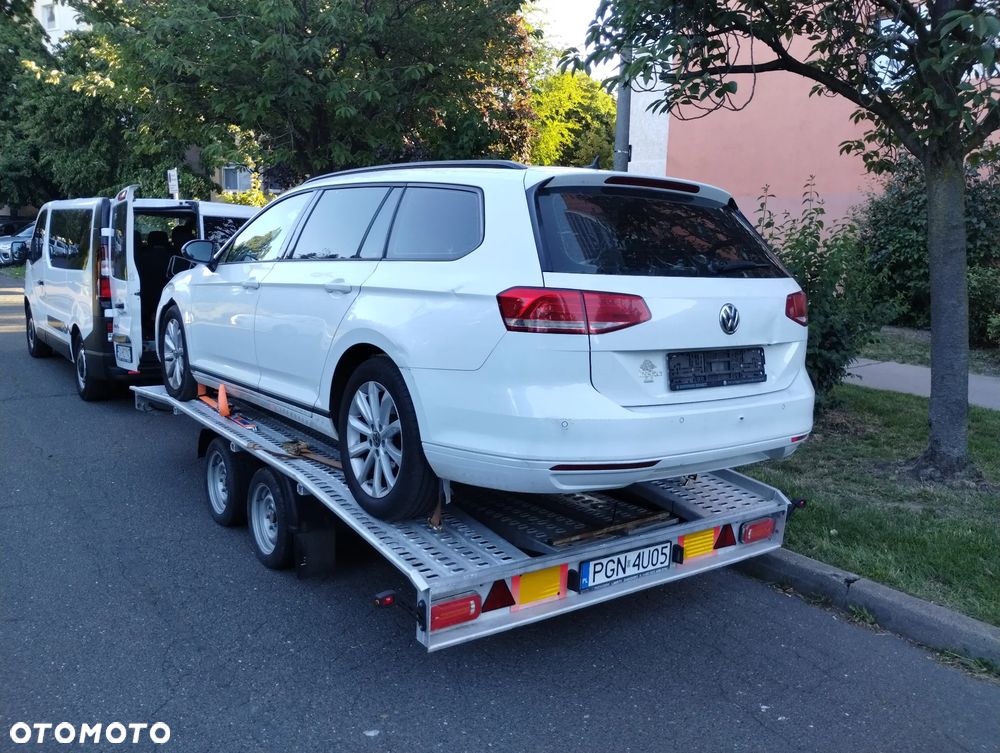 Volkswagen Passat 2.0 TDI (BlueMotion Technology) DSG Comfortline - 4