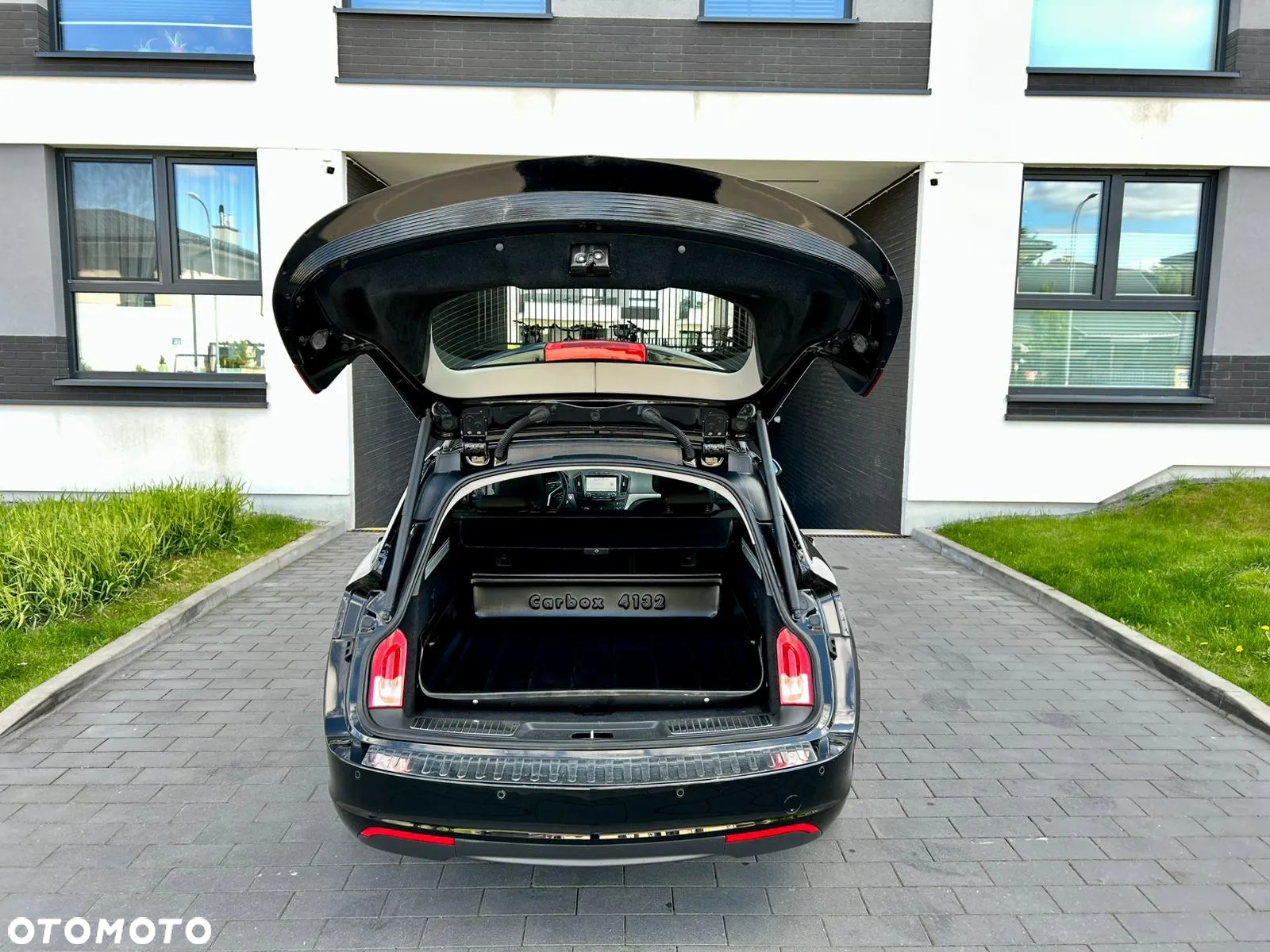 Opel Insignia - 11