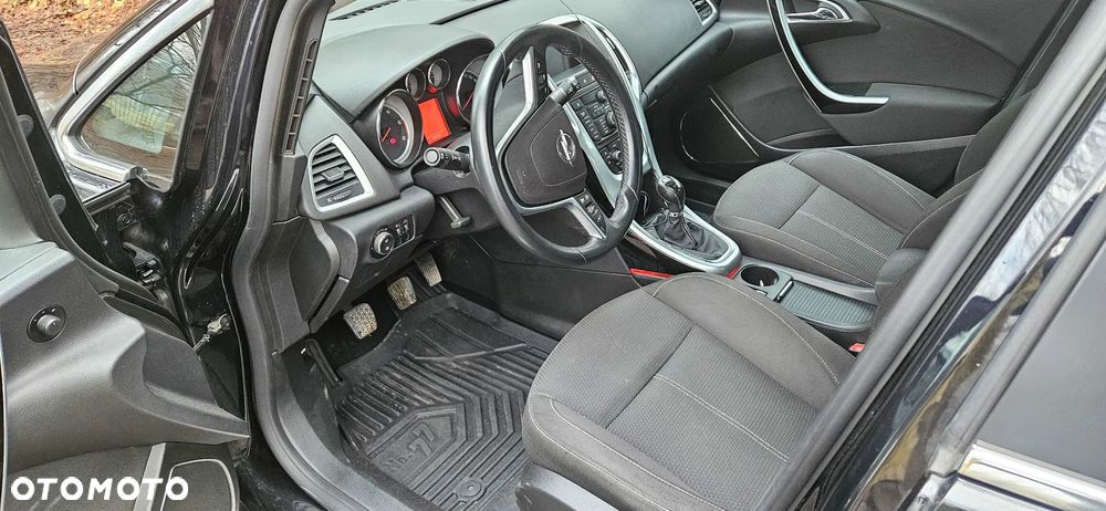 Opel Astra 2.0 CDTI Cosmo - 10