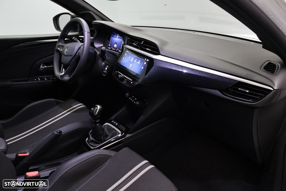 Opel Corsa 1.2 T GS - 21