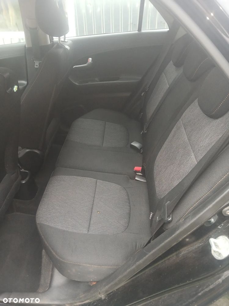 Kia Picanto 1.0 L - 10