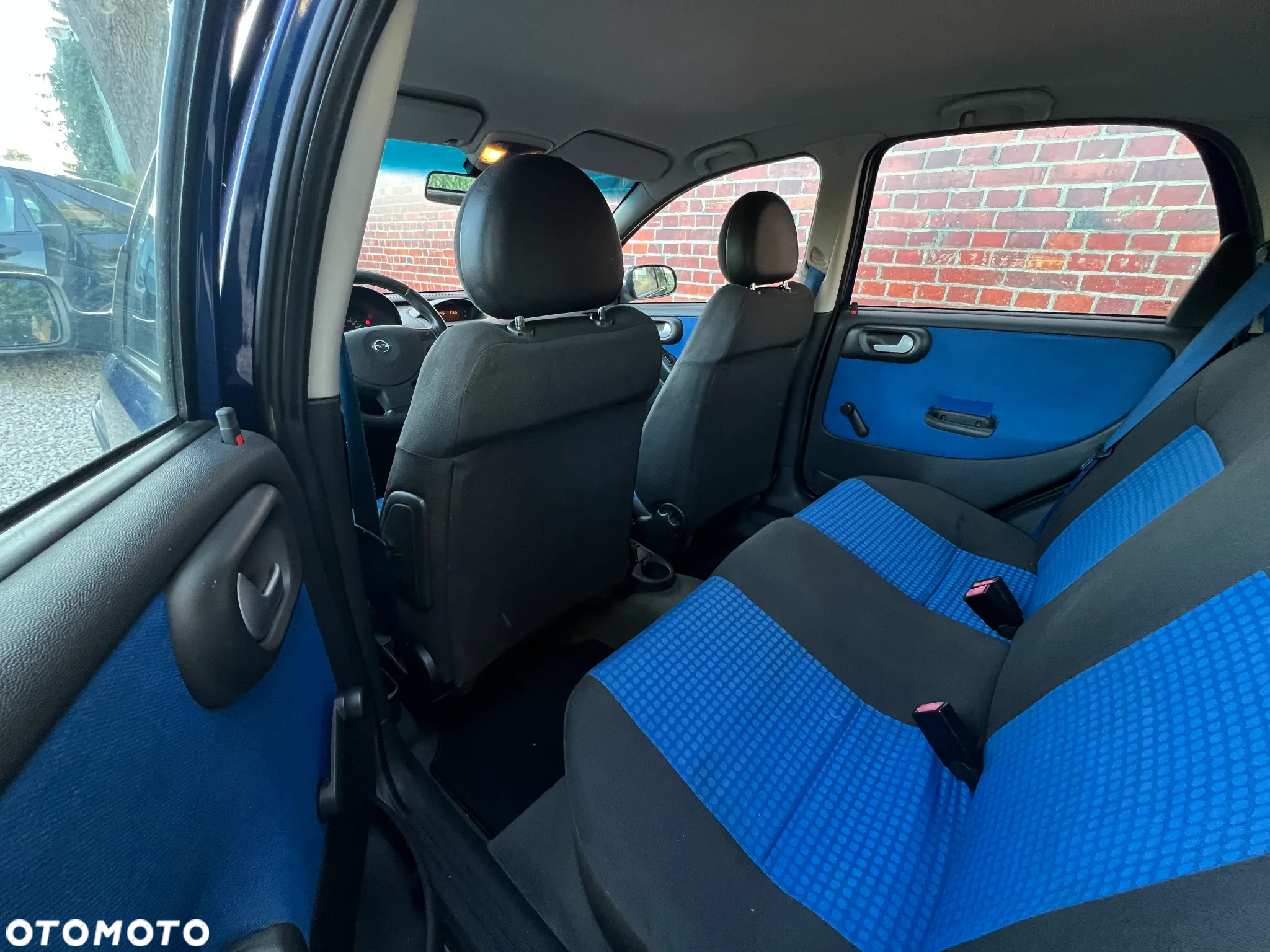 Opel Corsa - 10