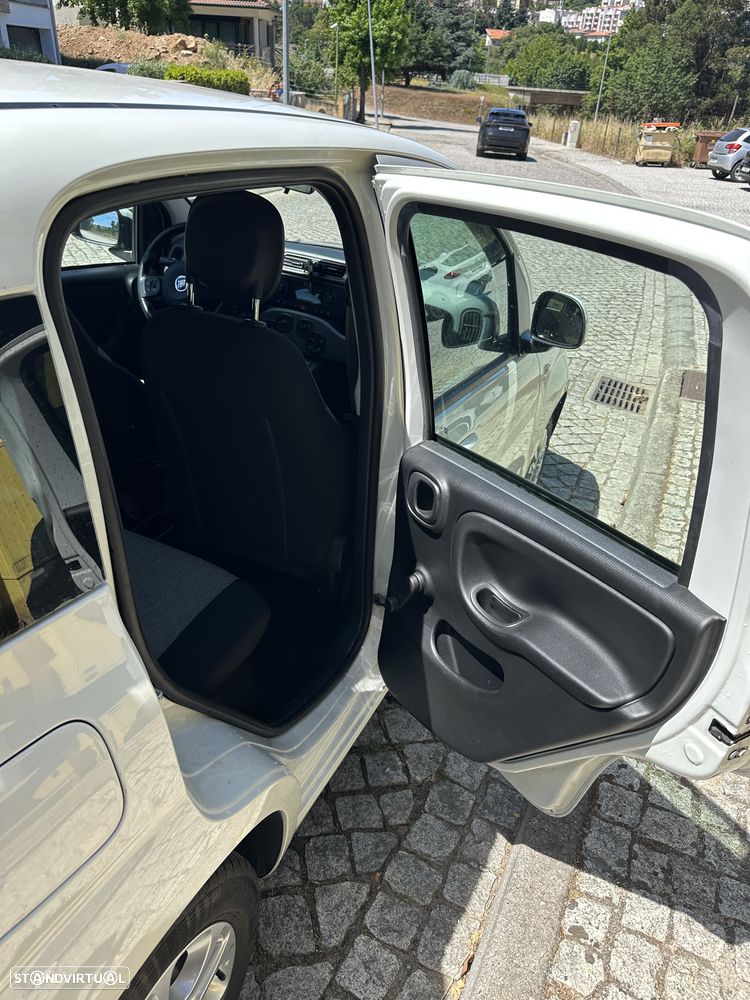 Fiat Panda 1.2 Lounge S&S - 19