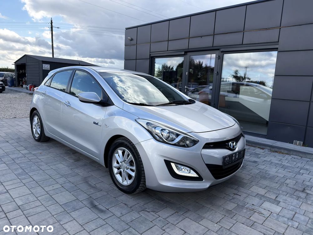 Hyundai i30 1.6 GDI Premium - 13