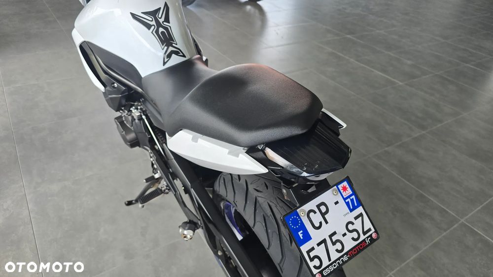 Yamaha XJ - 18