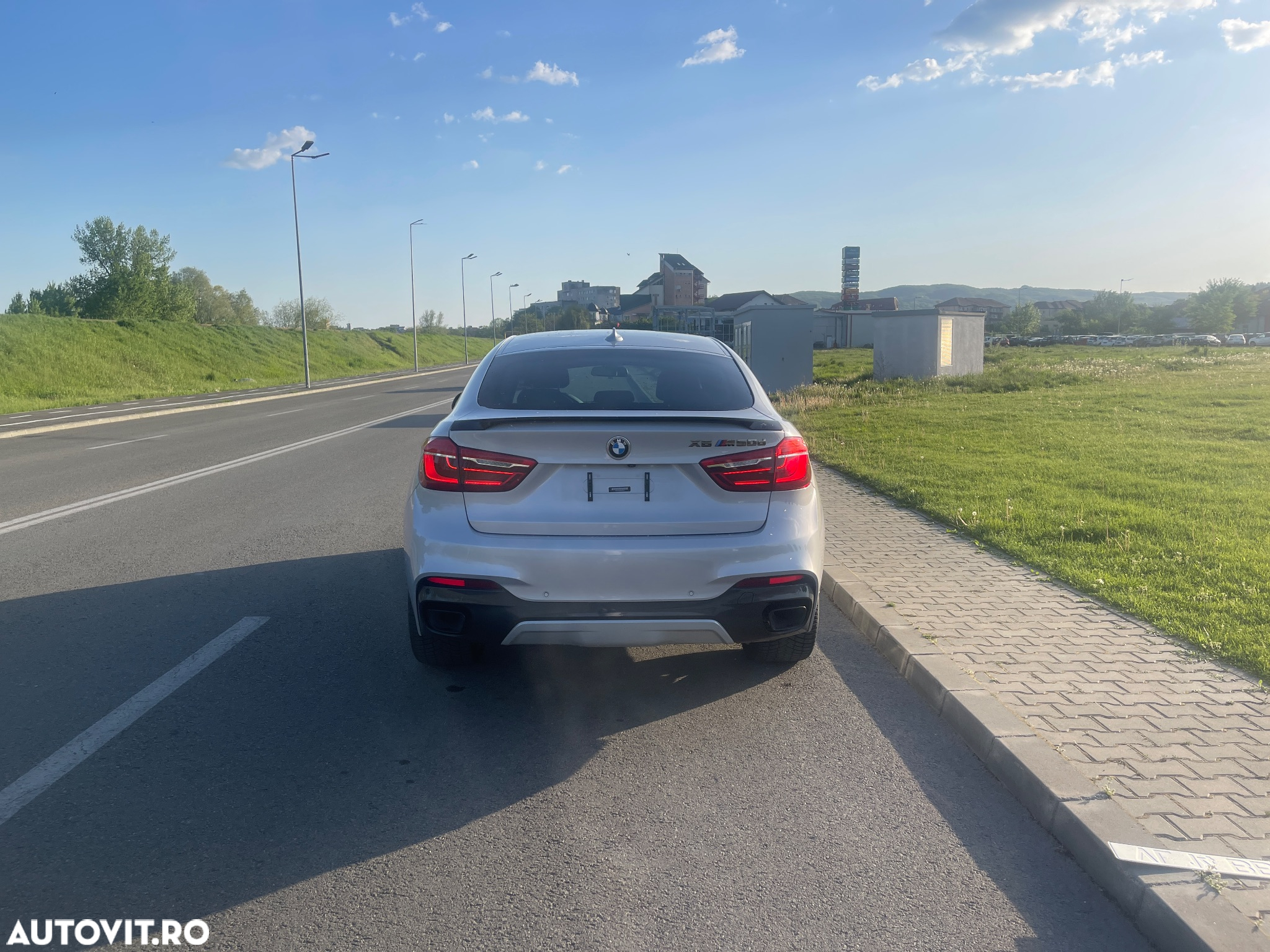 BMW X6 M M50d - 12