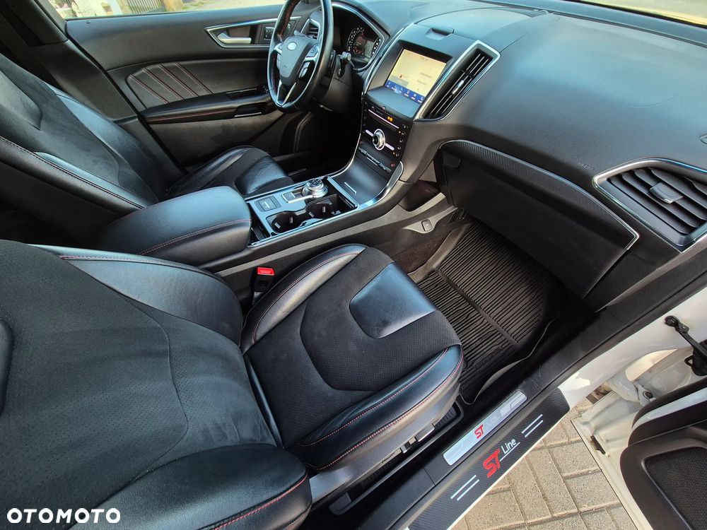 Ford Edge 2.0 EcoBlue Bi-Turbo 4x4 ST-LINE - 21