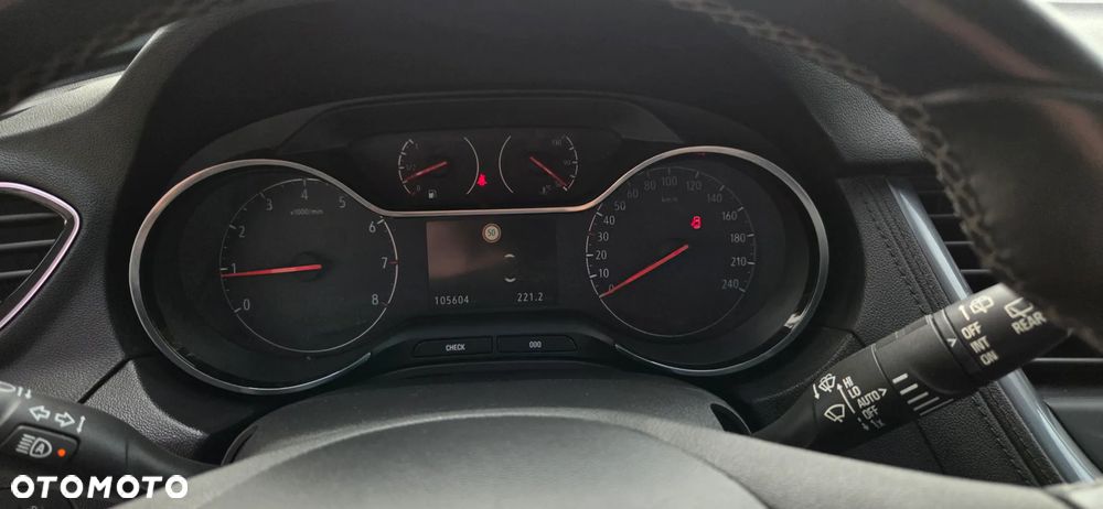 Opel Grandland X 1.2 Start/Stop Design Line - 24