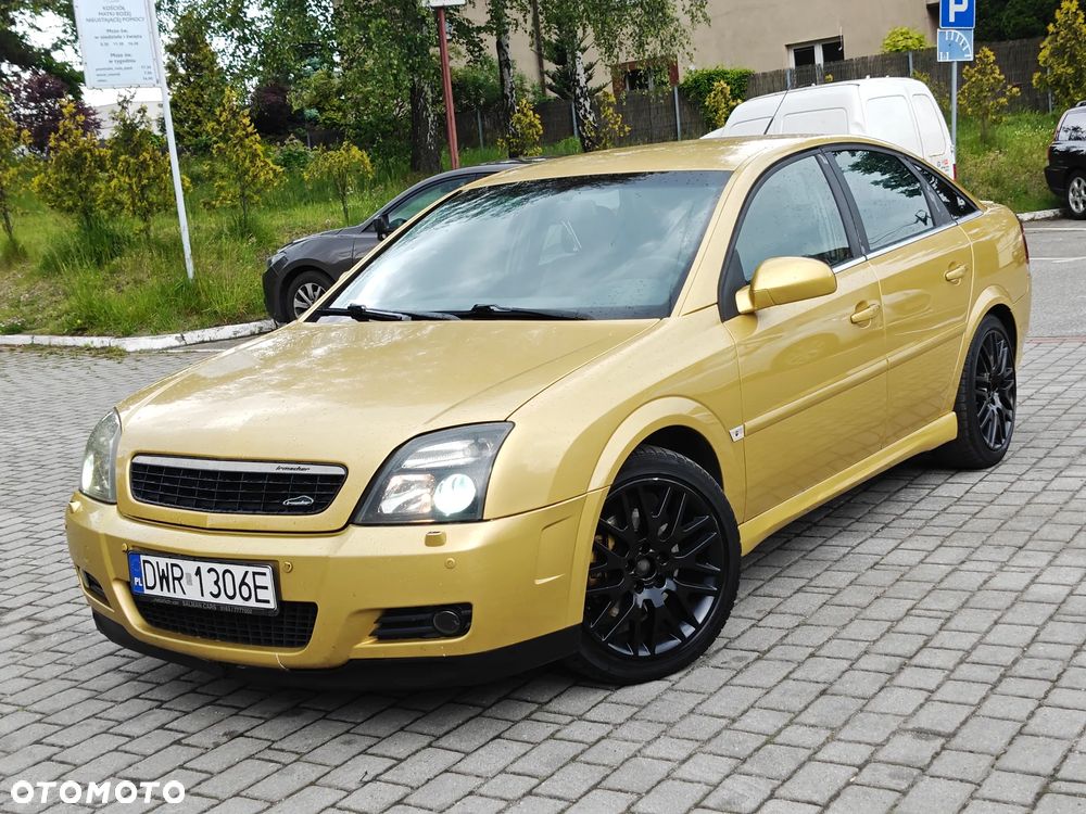 Opel Vectra 3.2 Comfort - 1