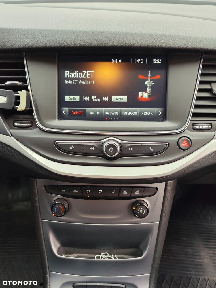 Opel Astra V 1.4 T Enjoy - 12